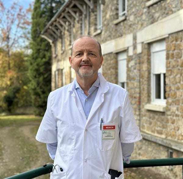 Le service de soins palliatifs du CH Bligny reprend son activité 1 portrait dr vandenhaute ok