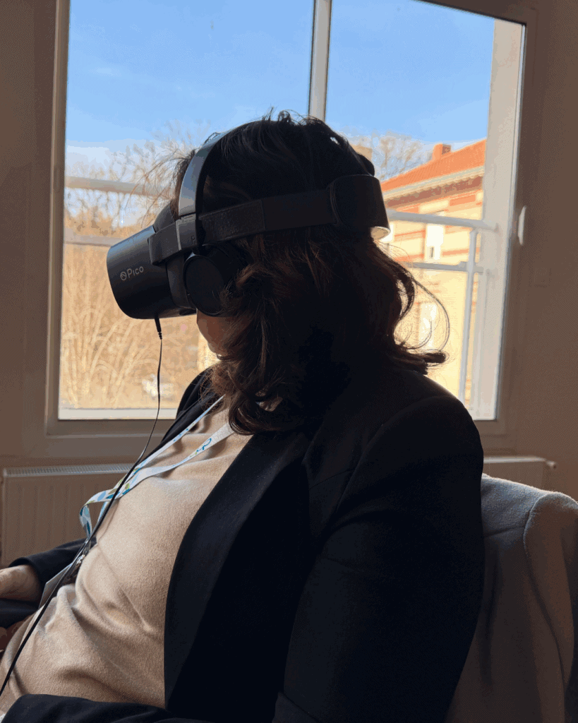 Mission Possible : mieux comprendre le handicap invisible 2 Casque de réalité virtuelle